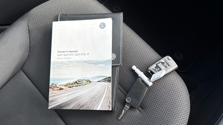 Volkswagen Golf 1.6 TDI SE [Nav] 5dr Diesel Hatchback
